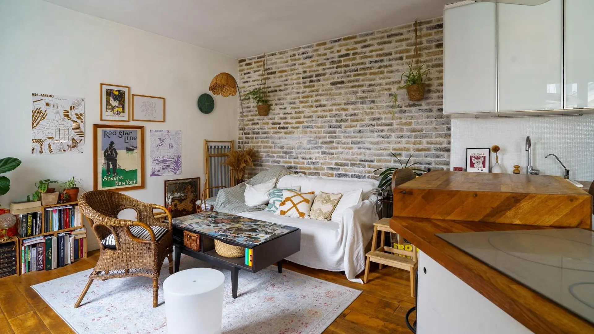Contemporary 1Bd Apartment Hopital Saint Louis パリ